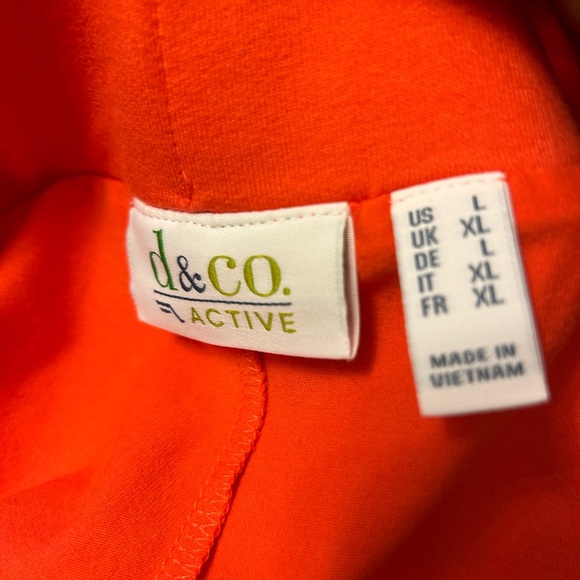 Denim & Co.2 piece set. Orange Skorts paired with Denim & Co bold flowered top - Picture 9 of 12